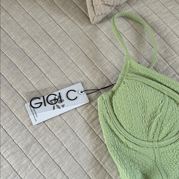 NWT Gigi C holly one piece jade embossed snake print underwire swimsuit S - Picture 3 of 11